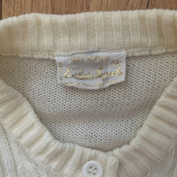Exclusive Imports Vintage 100% acrylic button cable knit ivory cardigan - Picture 4 of 4